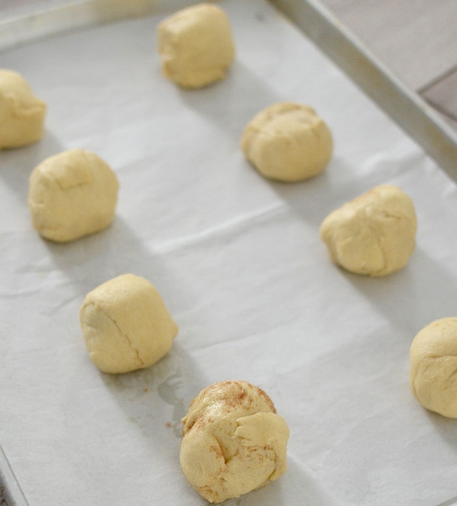 Resurrection Rolls! A great activity and recipe to teach kids the real meaning of Easter!