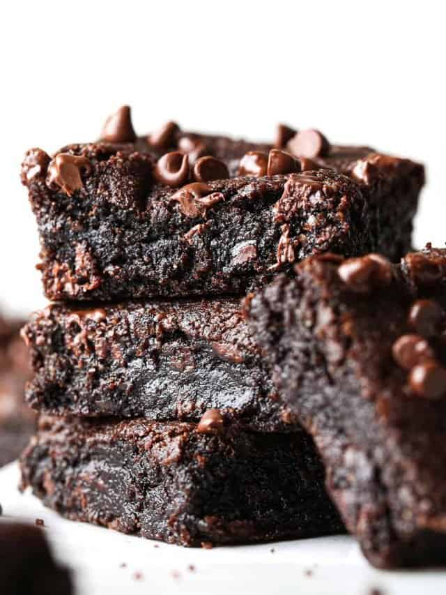 BEST FUDGY PALEO BROWNIES STORY - JoyFoodSunshine