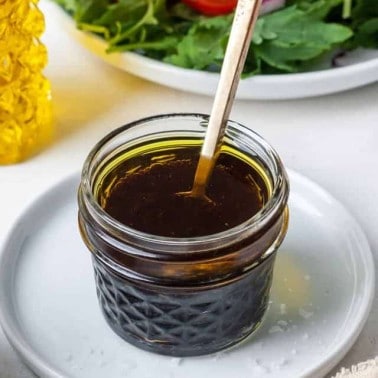 cropped-maple-balsamic-vinaigrette-dressing-recipe-1.jpg