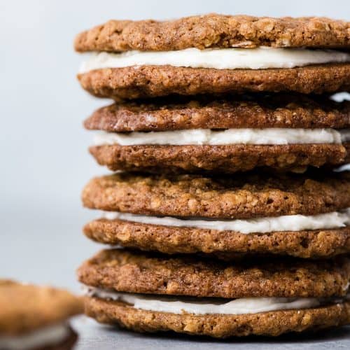 Homemade Oatmeal Cream Pies JoyFoodSunshine homemade-oatmeal-cream-pies-joyfoodsunshine