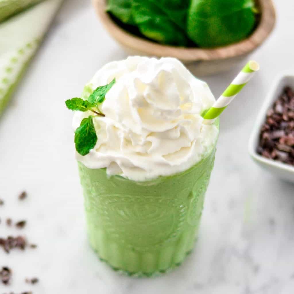 healthy-shamrock-shake-joyfoodsunshine