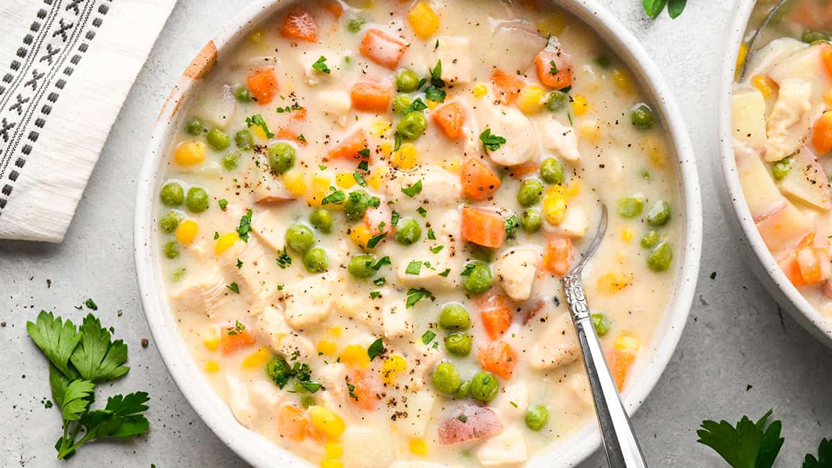Chicken Pot Pie Soup - JoyFoodSunshine