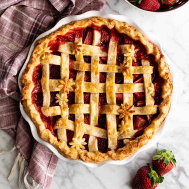 Fresh Strawberry Pie from Scratch - JoyFoodSunshine