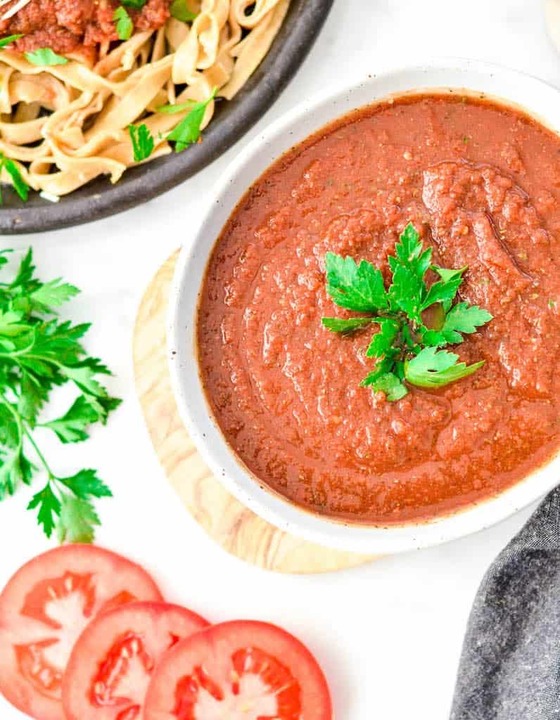 How to use a Tomato Press to Make Pasta Sauce — CONNIE AND LUNA