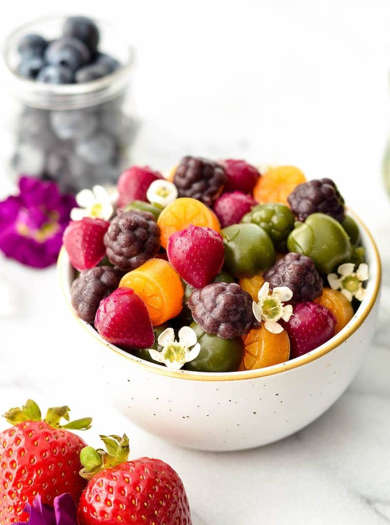 Healthy Homemade Fruit Snacks (with Whole Fruits & Veggies) - JoyFoodSunshine