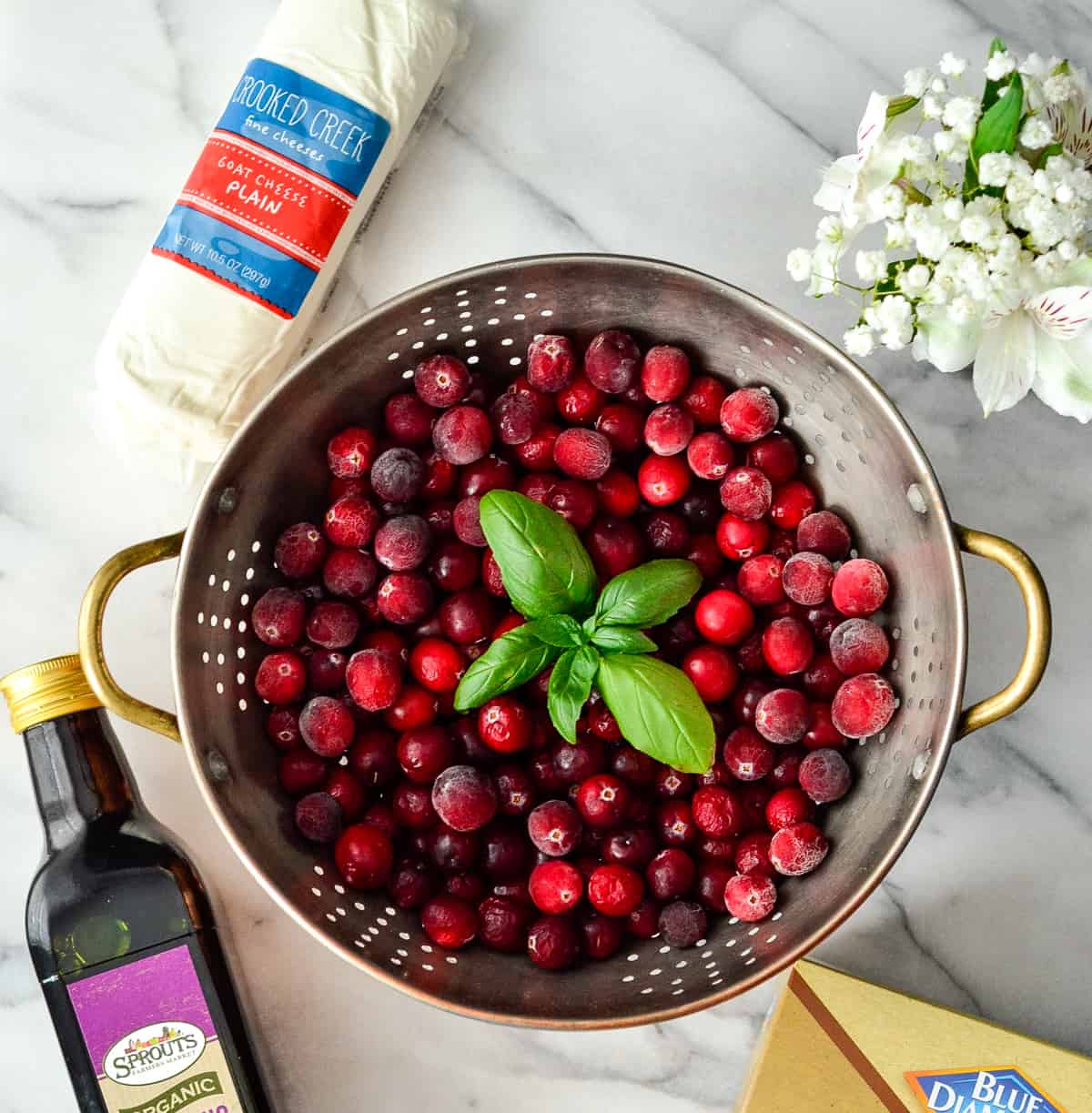 ingredients in this Cranberry Goat Cheese Appetizer recipe