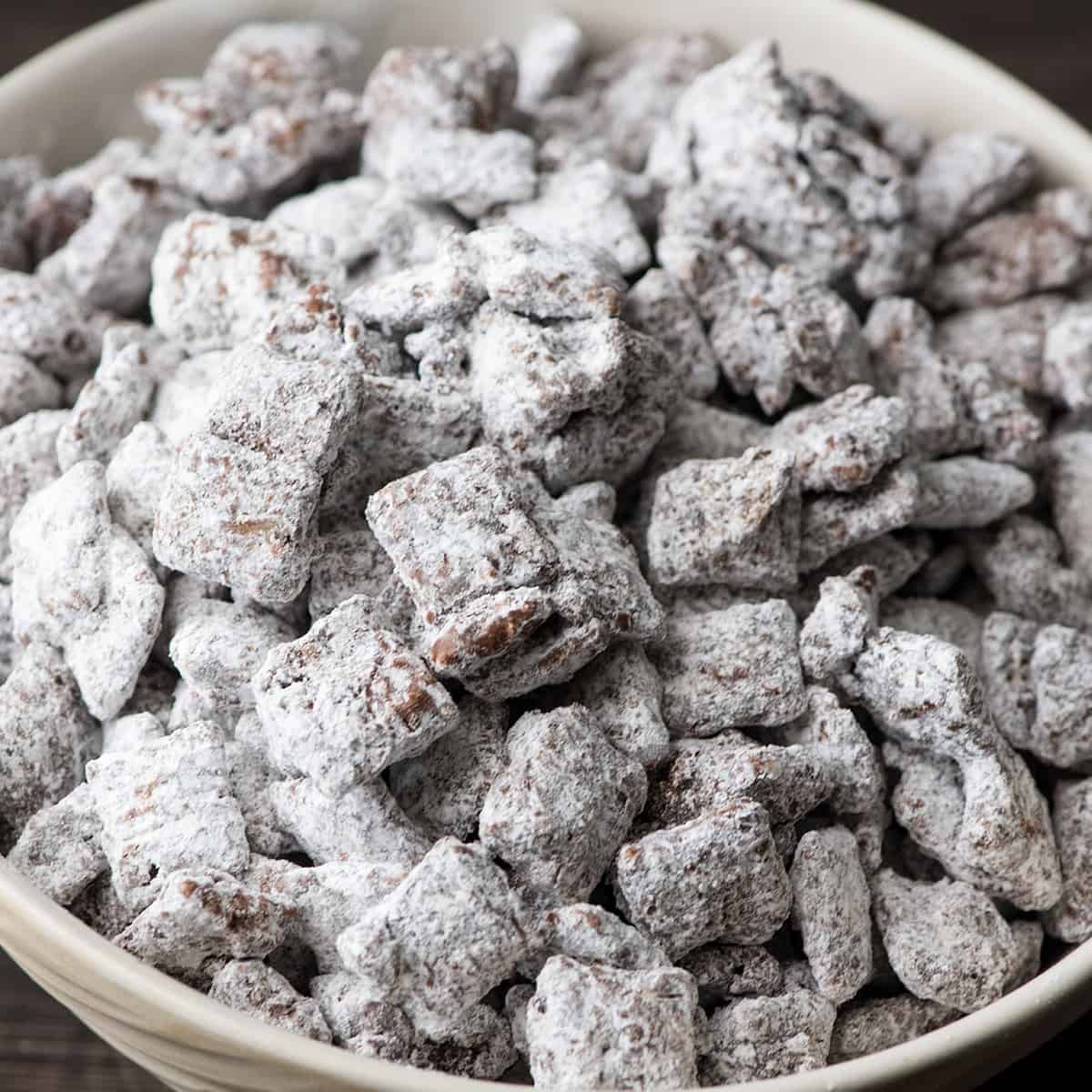 Best Christmas Cookie Recipes - puppy chow