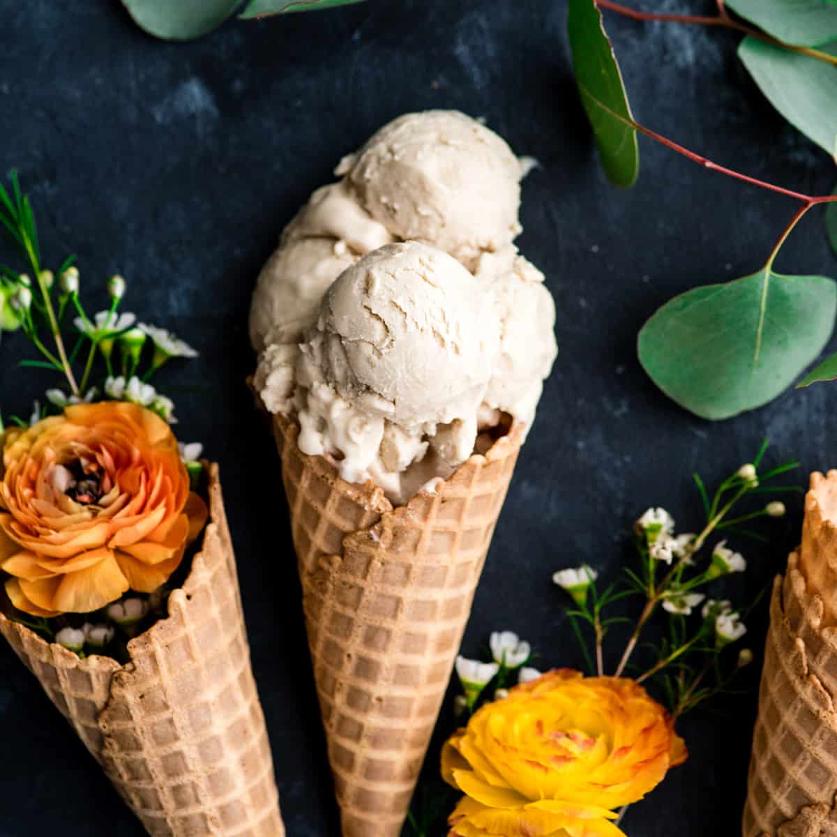 https://joyfoodsunshine.com/wp-content/uploads/2018/05/paleo-dairy-free-vanilla-ice-cream-recipe-9.jpg