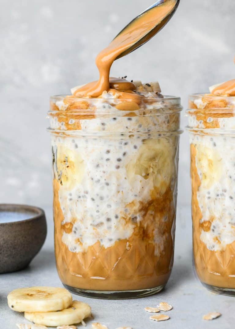 Peanut Butter Overnight Oats - JoyFoodSunshine