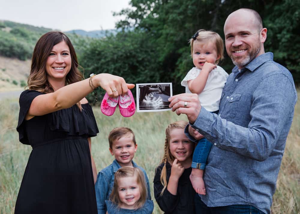 Our family is growing, and we couldn't be more excited! We can't wait to meet this sweet little one! Our pregnancy announcement and gender reveal! #pregnancyannouncement #genderreveal #fivekids #siblings #itsagirl 