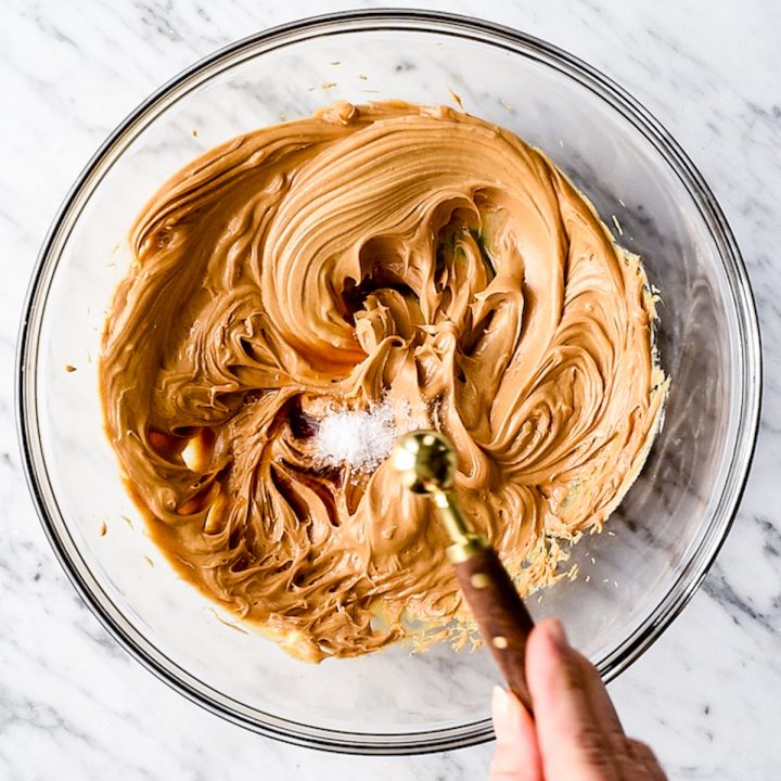 how to make chocolate peanut butter bars - adding vanilla and salt