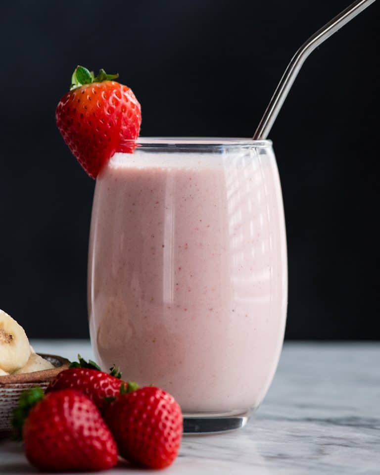 Healthy Strawberry Banana Smoothie Joyfoodsunshine