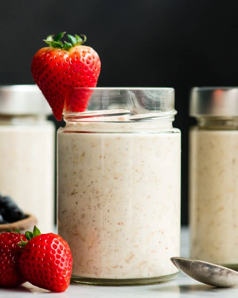 Easy Overnight Oats with Yogurt - JoyFoodSunshine