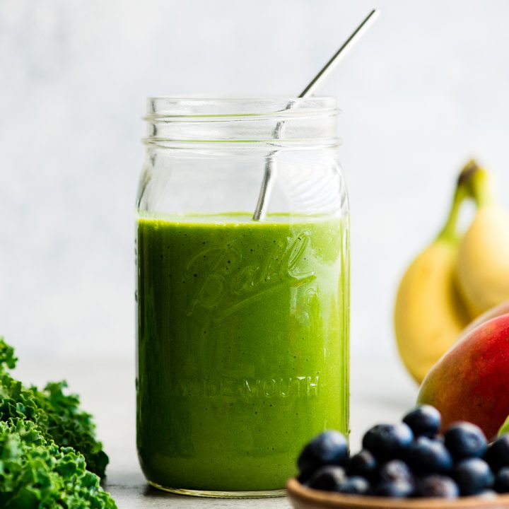 Top 10 Recipes #8 - a green smoothie in a glass