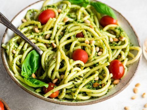 Easy Pesto Pasta Recipe - JoyFoodSunshine