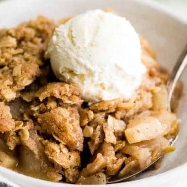 cropped-apple-crisp-recipe-7.jpg