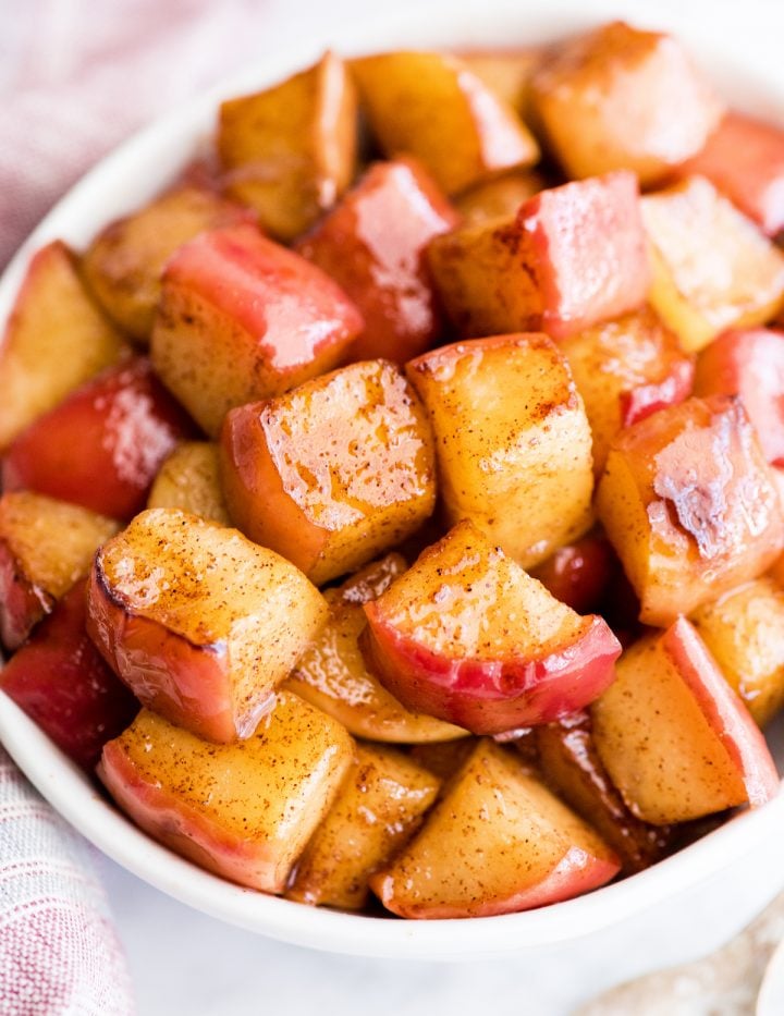 Easy Cinnamon Apples (5 minutes) - JoyFoodSunshine