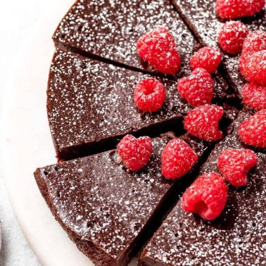 cropped-best-flourless-chocolate-cake-recipe-11.jpg