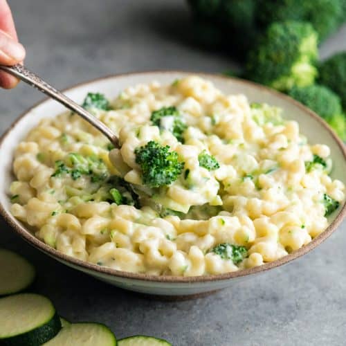 Vegetable Mac and Cheese - JoyFoodSunshine