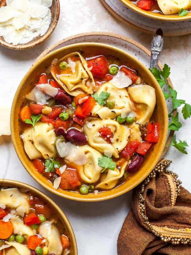 Easy Tortellini Soup Recipe (30 Minutes) Story - JoyFoodSunshine