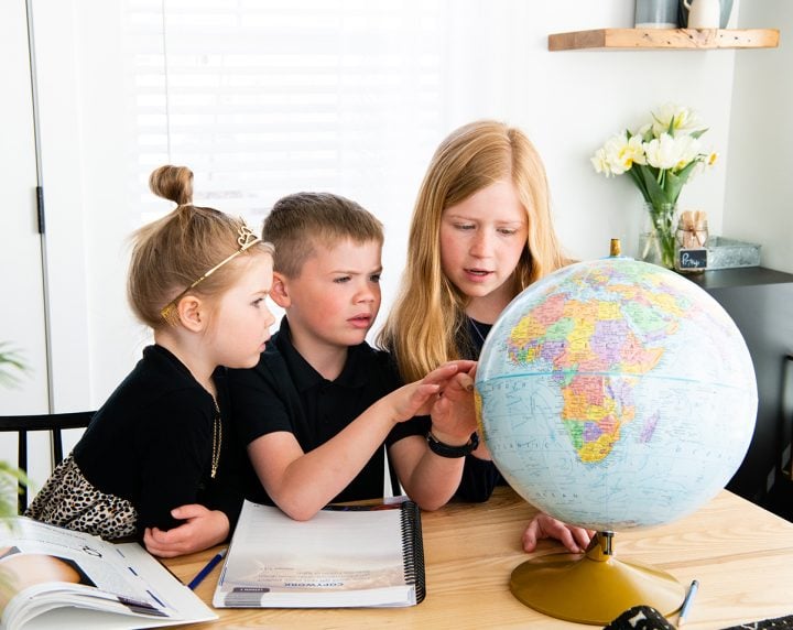 3 kids homeschooling