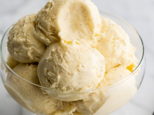 https://joyfoodsunshine.com/wp-content/uploads/2020/07/homemade-vanilla-ice-cream-recipe-6-500x375.jpg