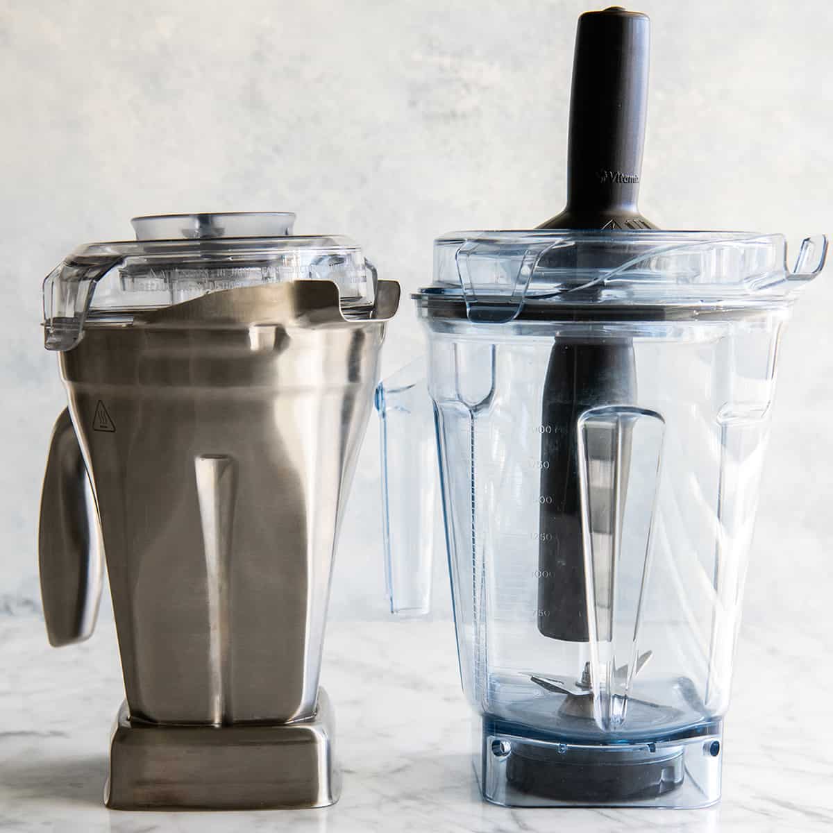 comparison of vitamix stainless steel blending container and low profile self-detect container