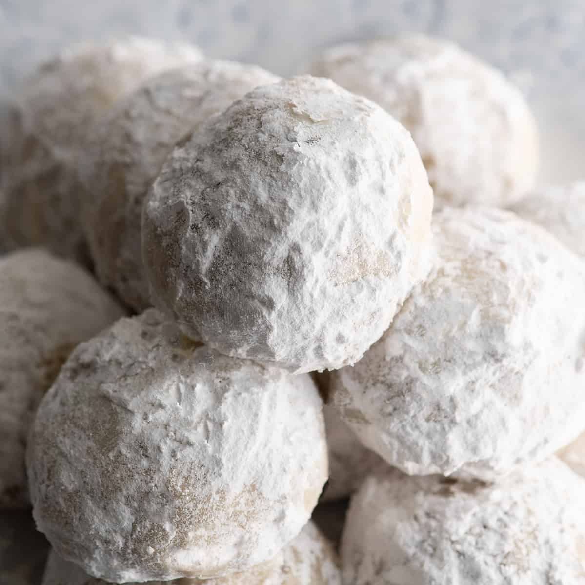 up close view of snowball cookies