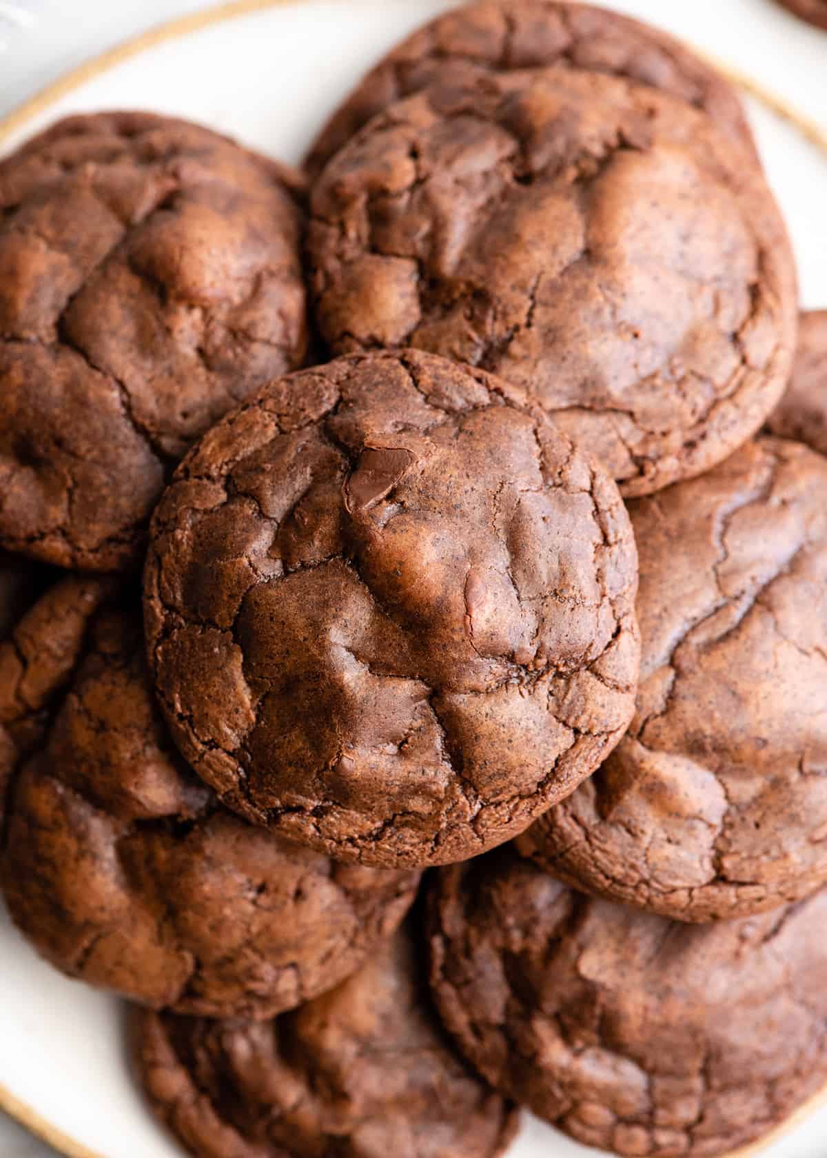 a plate of Chocolate Brownie Cookies