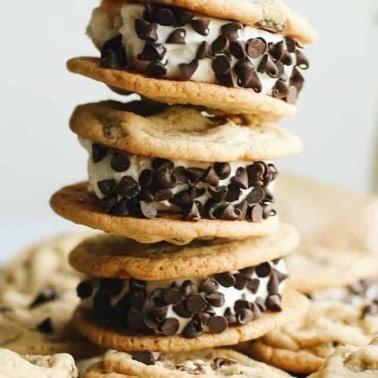 cropped-chocolate-chip-ccokie-ice-cream-sandwiches-3.jpg