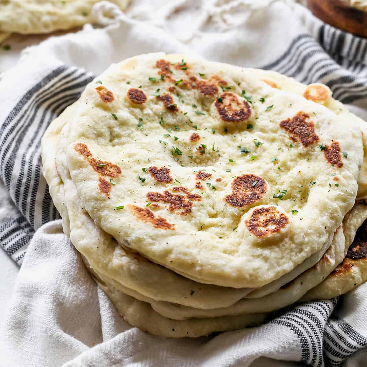 https://joyfoodsunshine.com/wp-content/uploads/2021/07/homemade-naan-bread-recipe-1.jpg