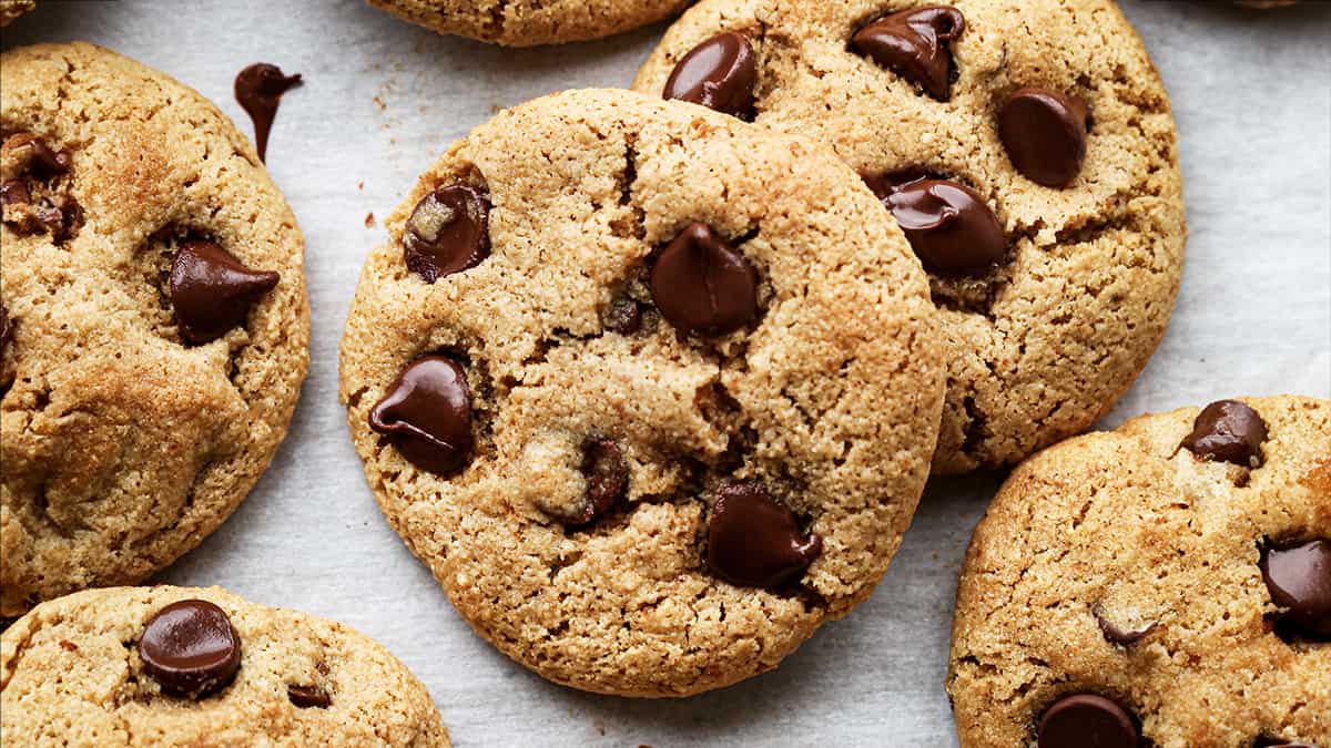 Paleo Chocolate Chip Cookies - JoyFoodSunshine