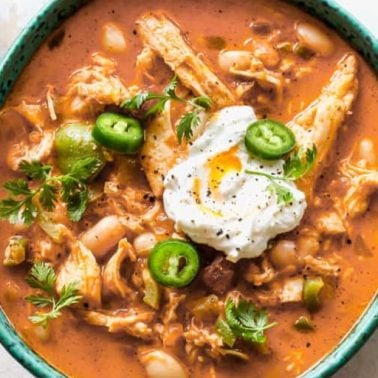 slow-cooker-white-chicken-chili-recipe--16x9