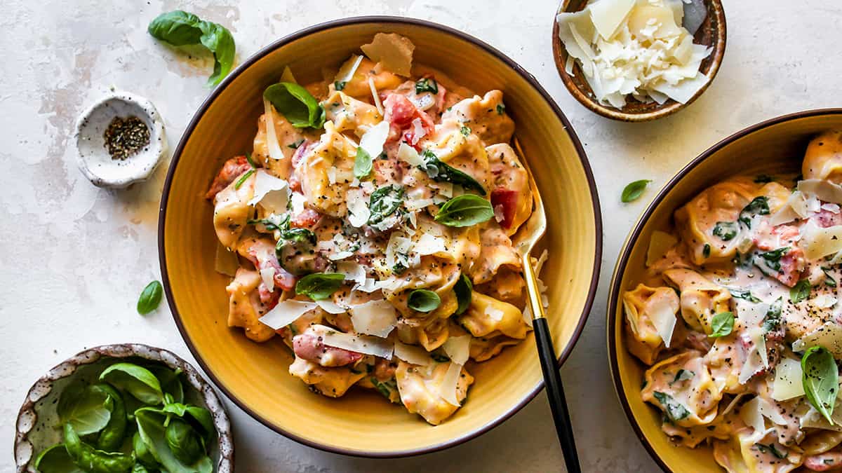 Spinach Tortellini - JoyFoodSunshine