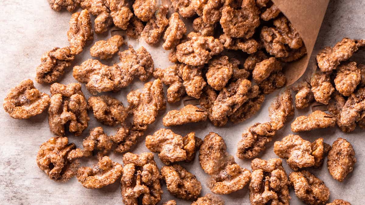 Candied Walnuts [joyfoodsunshine.com]