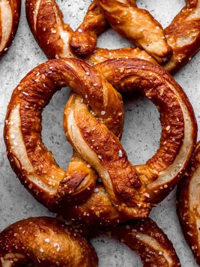 DELICIOUS HOMEMADE SOFT PRETZEL RECIPE STORY - JoyFoodSunshine