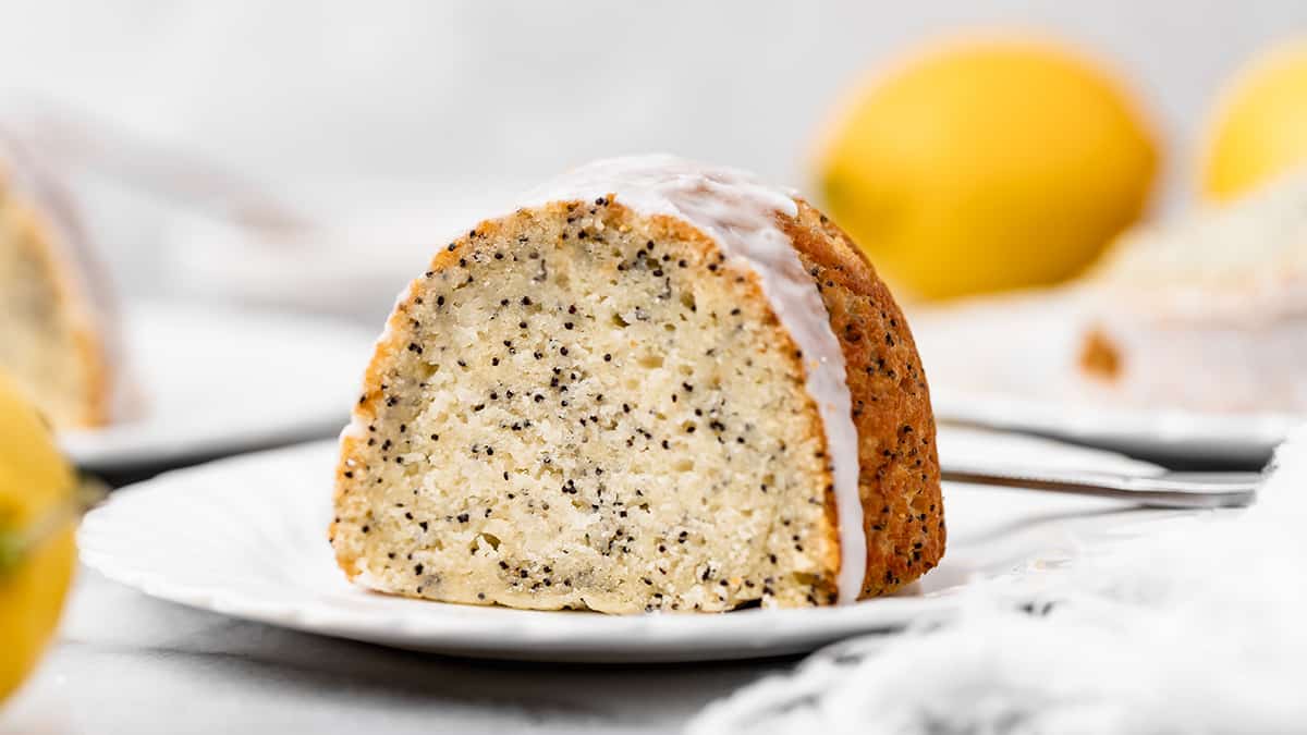 Lemon Poppy Seed Cake Joyfoodsunshine