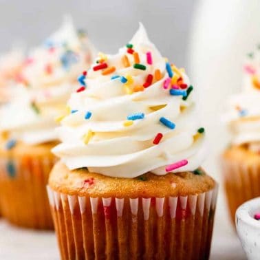 cropped-funfetti-cupcake-recipe-1.jpg