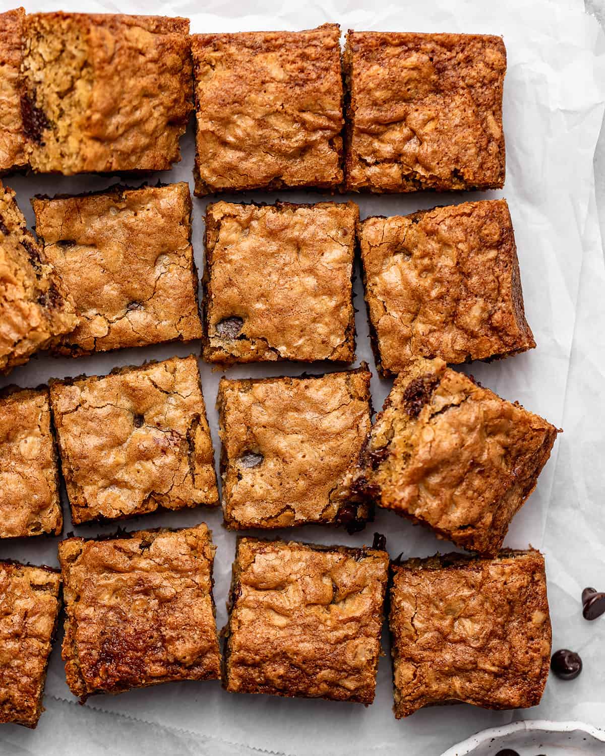 16 Chocolate Chip Oatmeal Cookie Bars cut into squares 