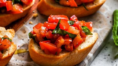 Easy Tomato Bruschetta Recipe