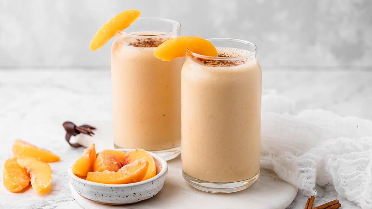 https://joyfoodsunshine.com/wp-content/uploads/2022/08/banana-peach-smoothie-recipe-16x9-1.jpg