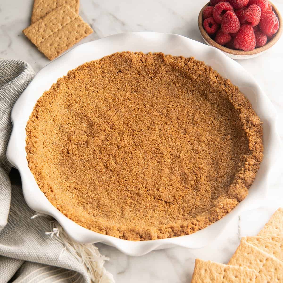 a Peanut Butter Pie Crust in a pie dish to use in this peanut butter pie recipe