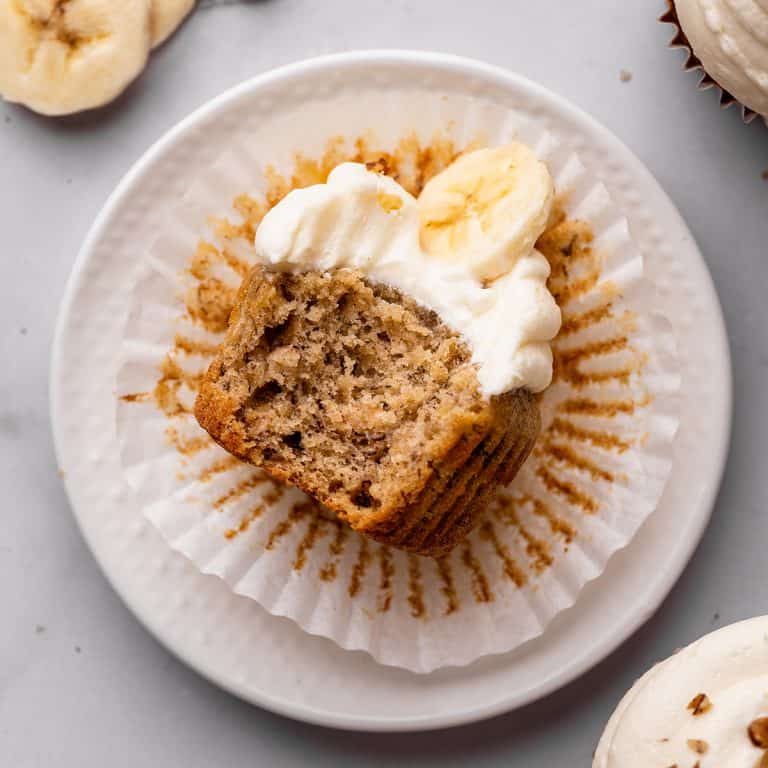 Banana Cupcakes Joyfoodsunshine 6056