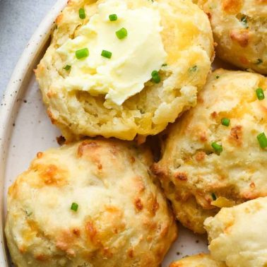 cropped-cheese-biscuits-recipe-14.jpg