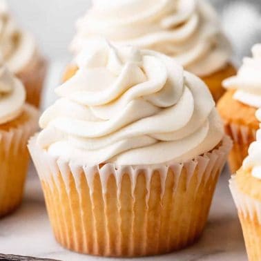 cropped-vanilla-buttercream-frosting-recipe-4.jpg