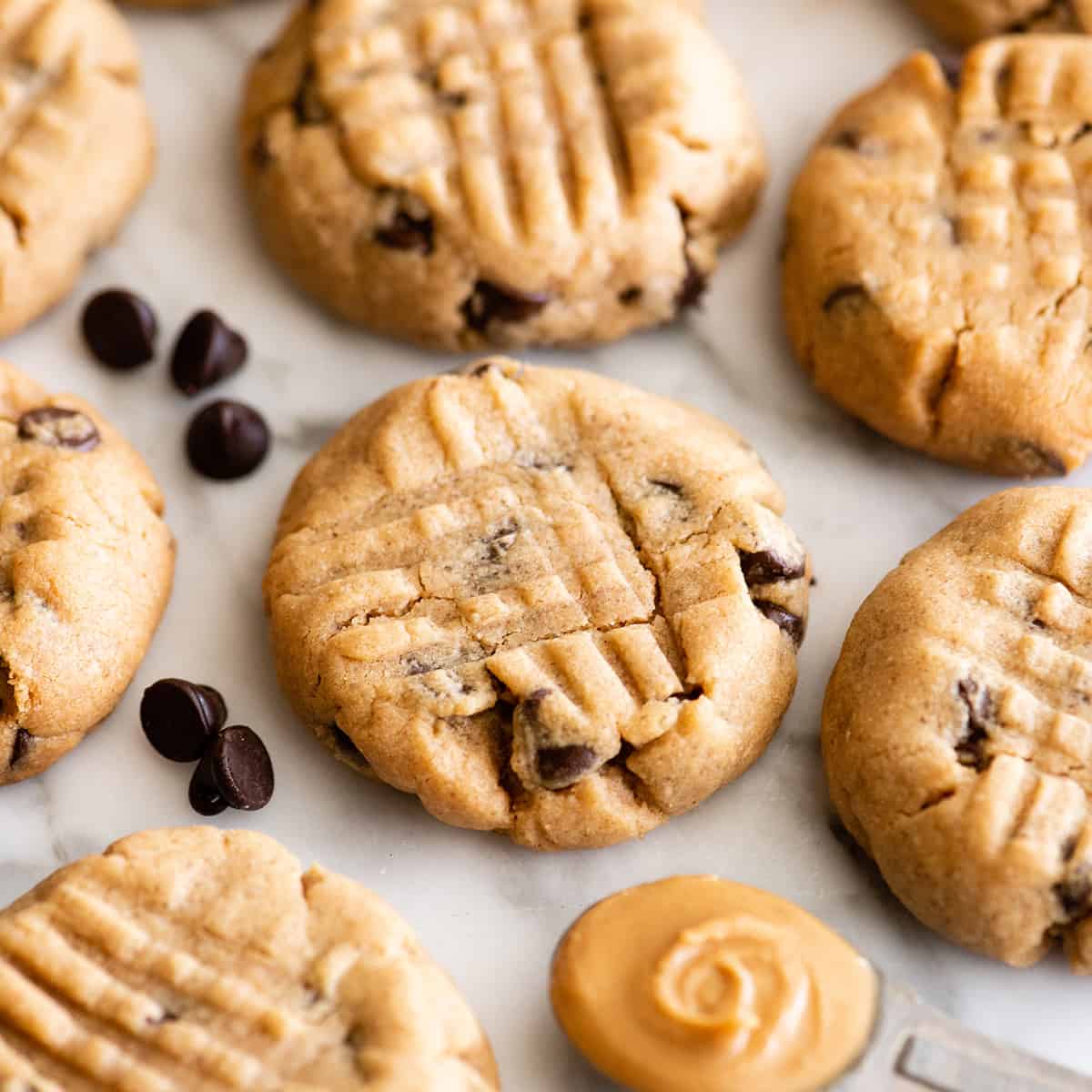 7 Peanut Butter Chocolate Chip Cookies