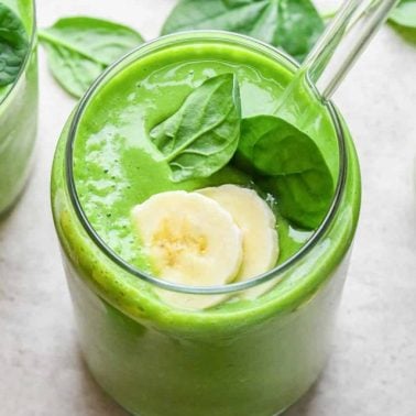 cropped-spinach-smoothie-recipe-1x1-1.jpg