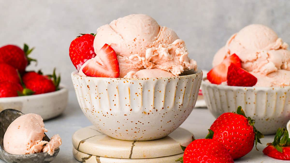 https://joyfoodsunshine.com/wp-content/uploads/2023/05/homemade-strawberry-ice-cream-recipe-16x9-1.jpg