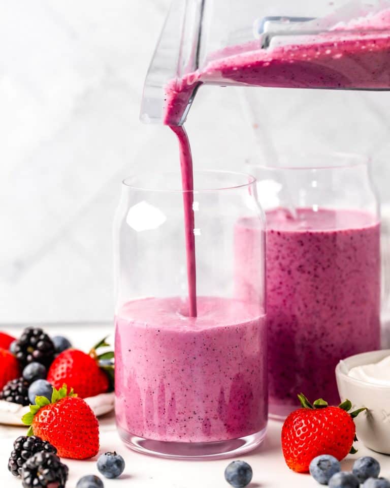 Greek Yogurt Smoothie - JoyFoodSunshine