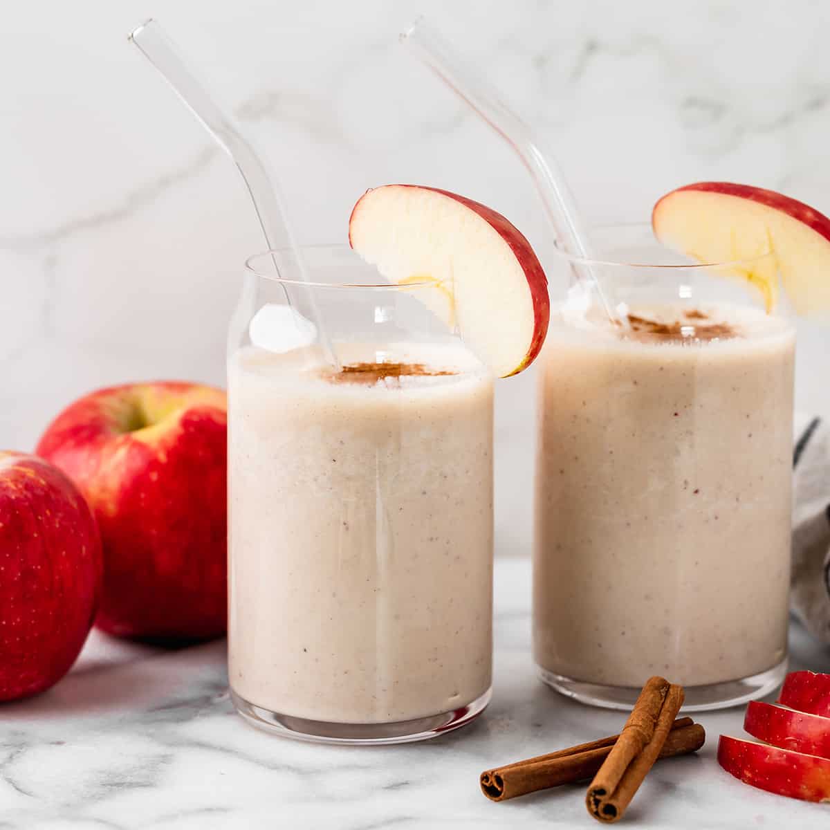 two glasses of Apple Smoothie